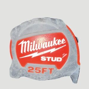 Stud Milwaukee Measuring Tape with Red Case and Yellow Belt Clip